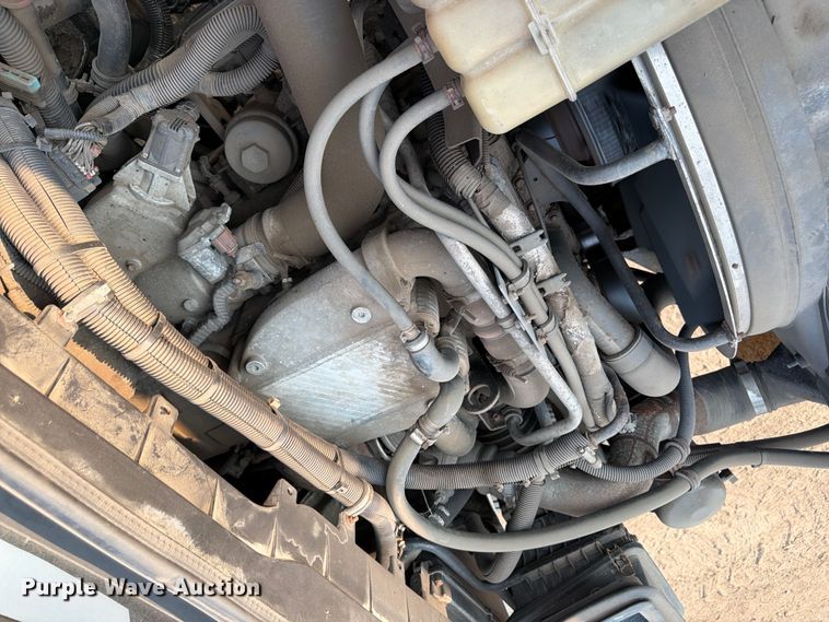 image for item FK3574 2013 International MA035 semi truck