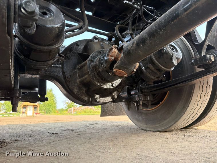 image for item FK3574 2013 International MA035 semi truck