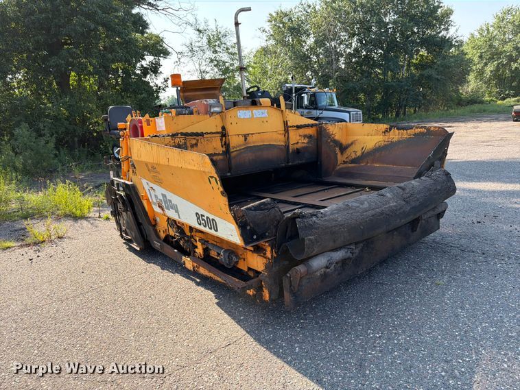 image for item FK3577 2006 LeeBoy L8500 T paver