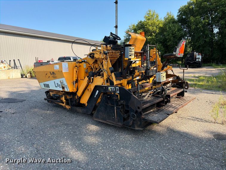 image for item FK3577 2006 LeeBoy L8500 T paver