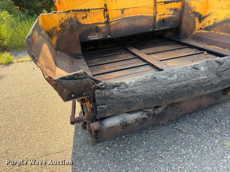 image for item FK3577 2006 LeeBoy L8500 T paver