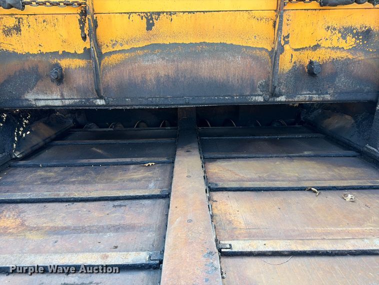 image for item FK3577 2006 LeeBoy L8500 T paver