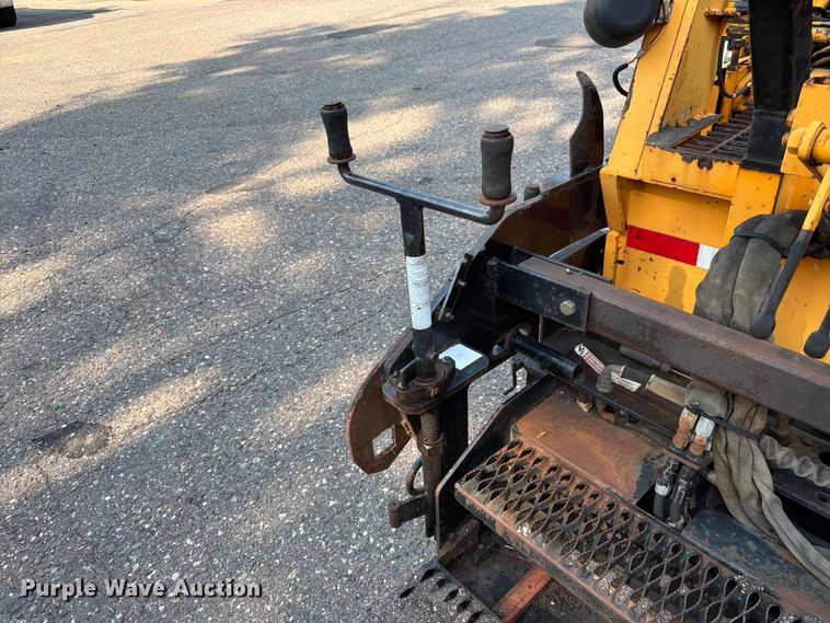 image for item FK3577 2006 LeeBoy L8500 T paver