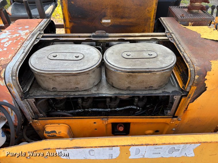 image for item FK3577 2006 LeeBoy L8500 T paver