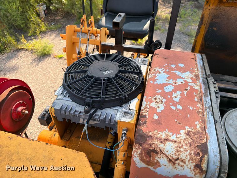 image for item FK3577 2006 LeeBoy L8500 T paver