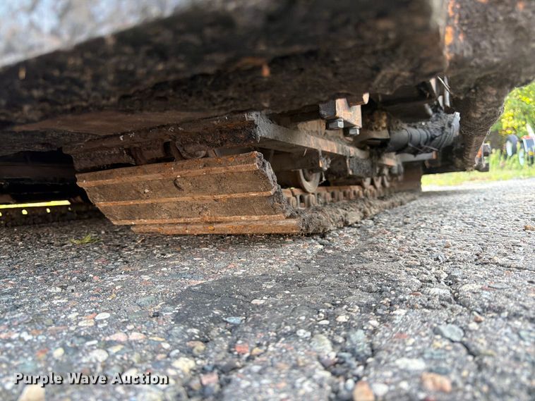 image for item FK3577 2006 LeeBoy L8500 T paver