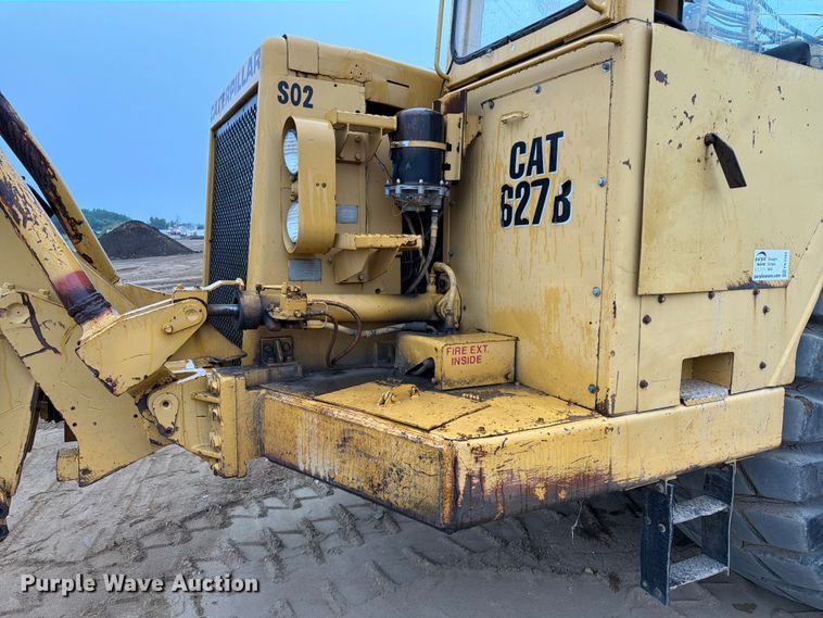 image for item FK3582 1976 Caterpillar 627B conventional scraper 