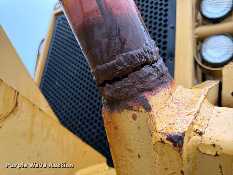 image for item FK3582 1976 Caterpillar 627B conventional scraper 