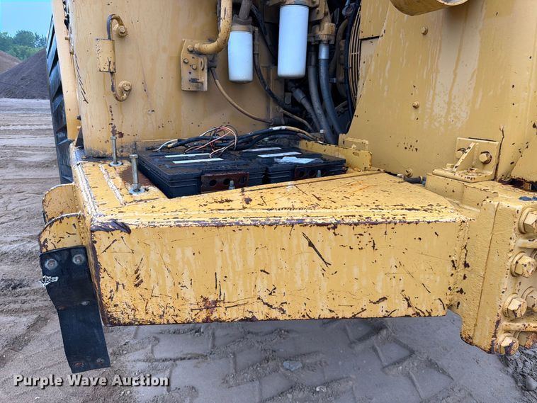 image for item FK3582 1976 Caterpillar 627B conventional scraper 