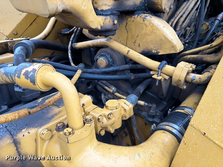 image for item FK3582 1976 Caterpillar 627B conventional scraper 