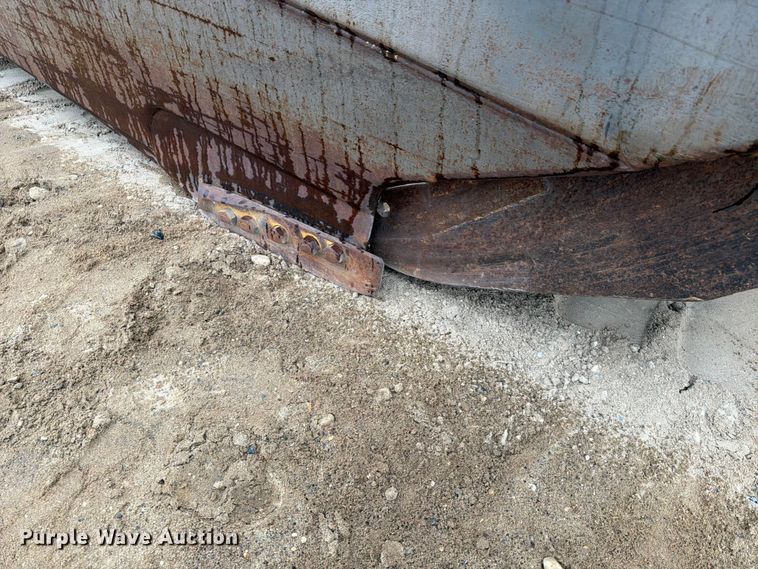 image for item FK3582 1976 Caterpillar 627B conventional scraper 