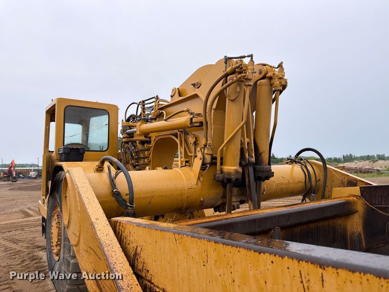 image for item FK3582 1976 Caterpillar 627B conventional scraper 