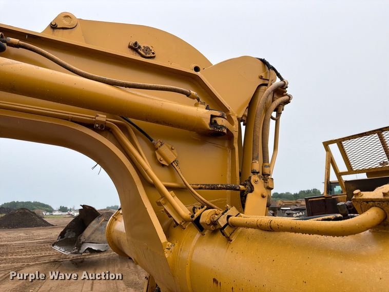 image for item FK3582 1976 Caterpillar 627B conventional scraper 