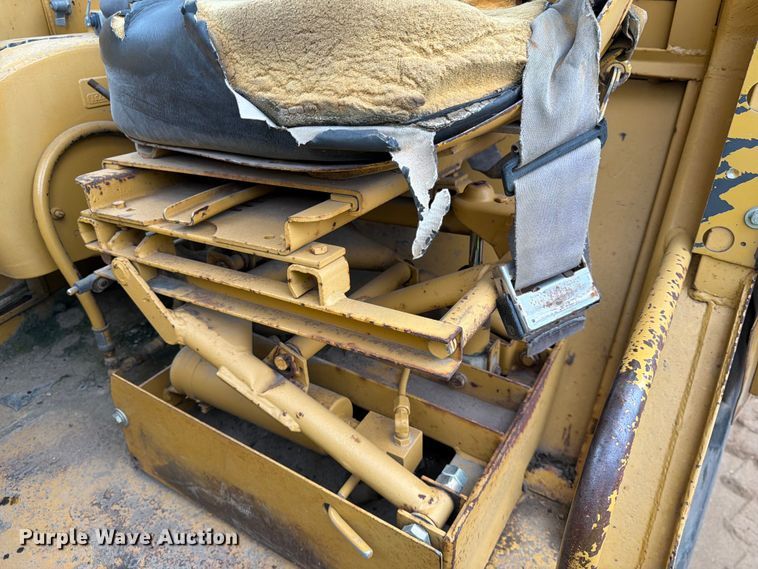 image for item FK3582 1976 Caterpillar 627B conventional scraper 