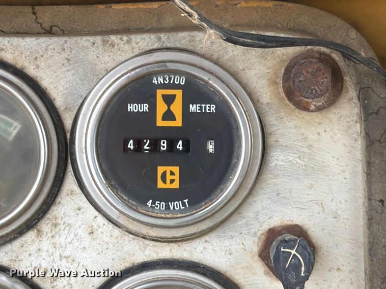 image for item FK3582 1976 Caterpillar 627B conventional scraper 