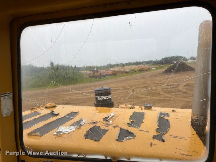 image for item FK3582 1976 Caterpillar 627B conventional scraper 