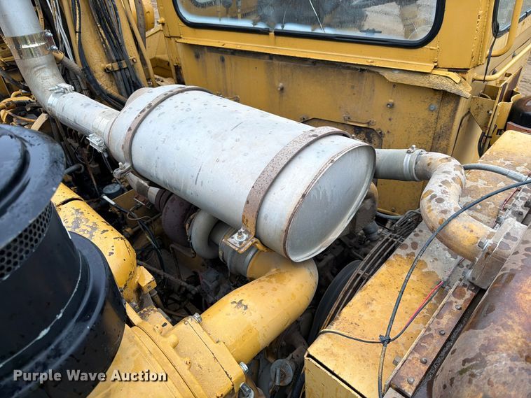 image for item FK3582 1976 Caterpillar 627B conventional scraper 