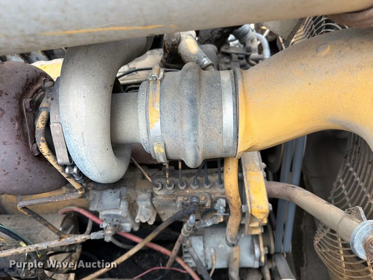 image for item FK3582 1976 Caterpillar 627B conventional scraper 