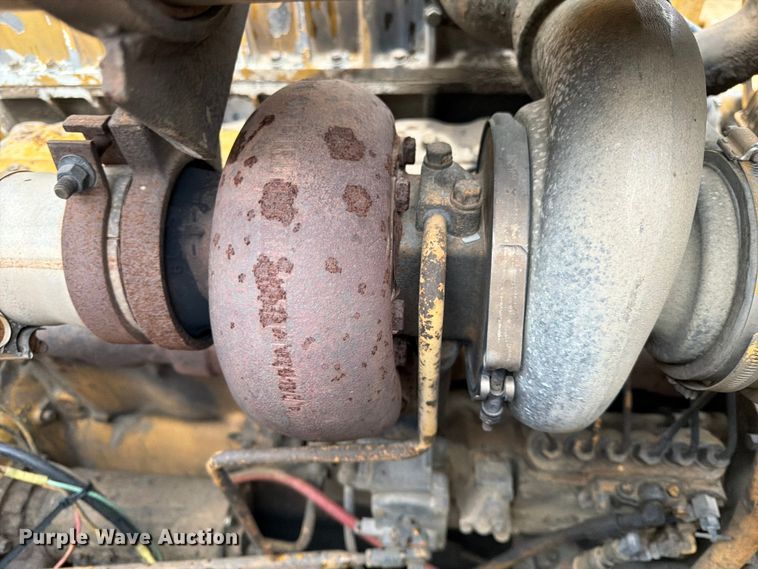 image for item FK3582 1976 Caterpillar 627B conventional scraper 