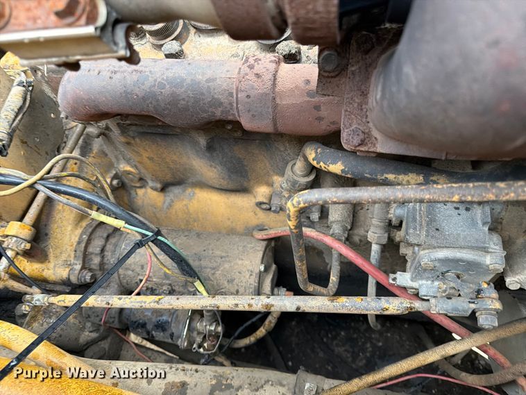 image for item FK3582 1976 Caterpillar 627B conventional scraper 