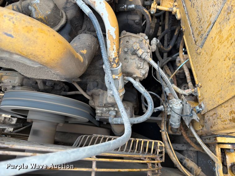 image for item FK3582 1976 Caterpillar 627B conventional scraper 