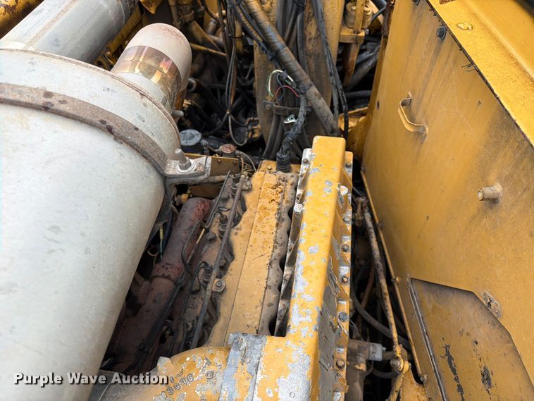 image for item FK3582 1976 Caterpillar 627B conventional scraper 