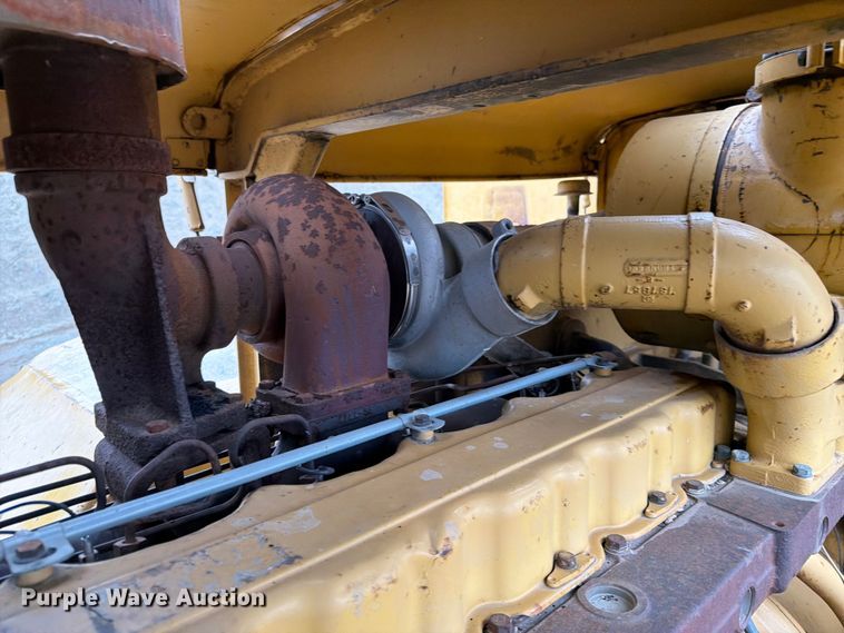image for item FK3582 1976 Caterpillar 627B conventional scraper 