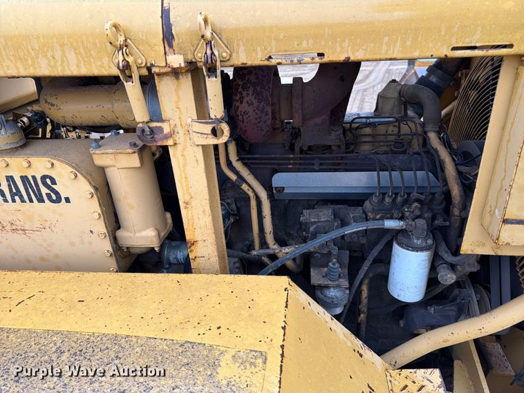 image for item FK3582 1976 Caterpillar 627B conventional scraper 