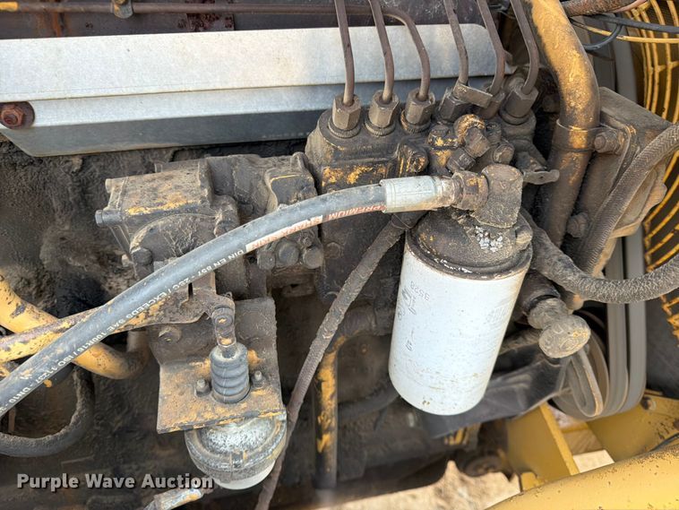 image for item FK3582 1976 Caterpillar 627B conventional scraper 