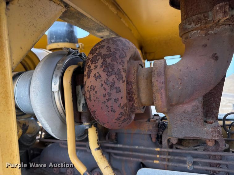 image for item FK3582 1976 Caterpillar 627B conventional scraper 
