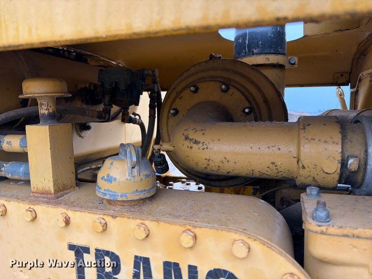image for item FK3582 1976 Caterpillar 627B conventional scraper 