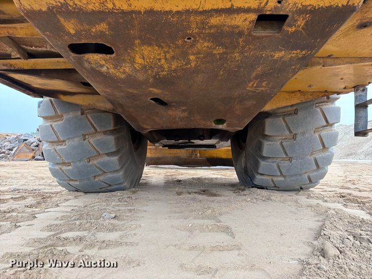 image for item FK3582 1976 Caterpillar 627B conventional scraper 