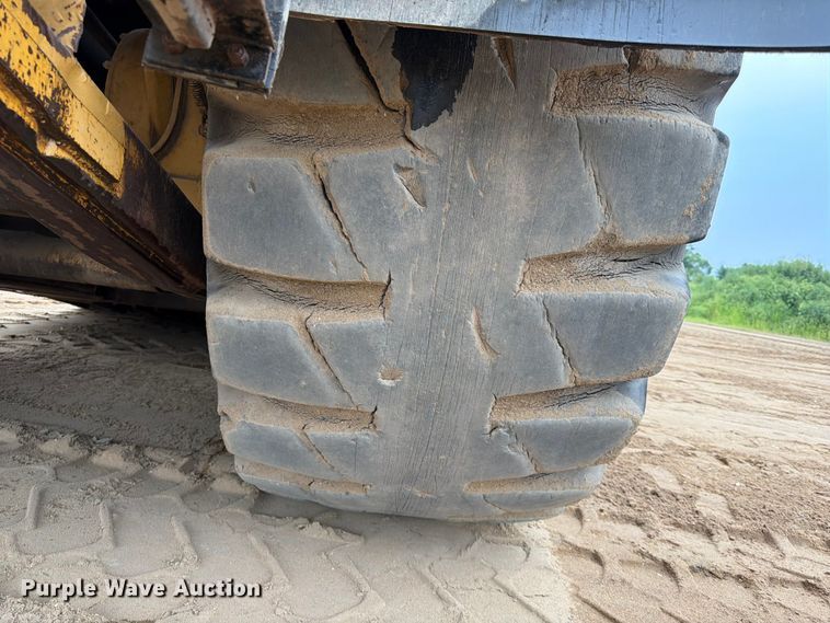 image for item FK3582 1976 Caterpillar 627B conventional scraper 