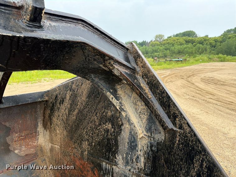 image for item FK3583 EDI excavator bucket