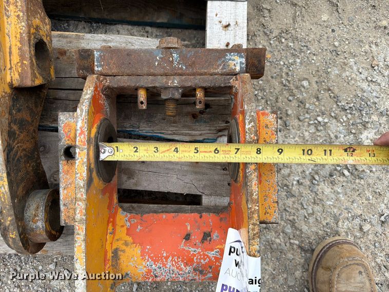 image for item FK3594 Mini excavator side links