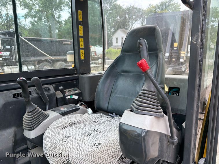 image for item FK3595 2020 Komatsu PC56-7 mini excavator