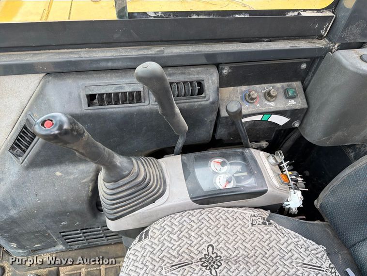 image for item FK3595 2020 Komatsu PC56-7 mini excavator
