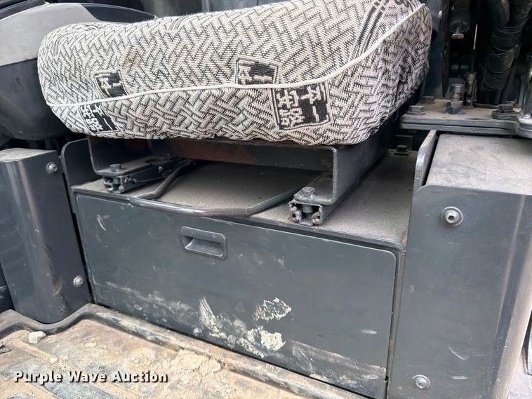 image for item FK3596 2020 Komatsu PC56-7 mini excavator