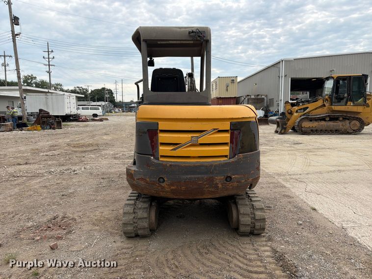 image for item FK3597 2012 Volvo EC35C mini excavator