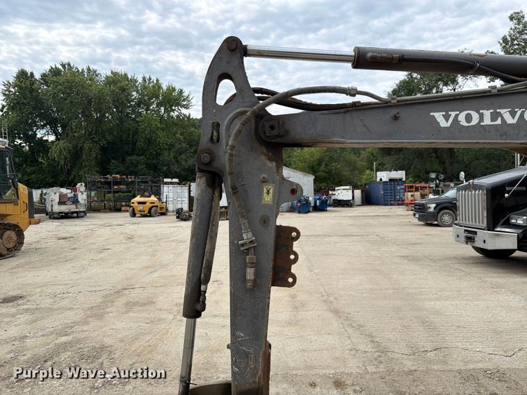 image for item FK3597 2012 Volvo EC35C mini excavator