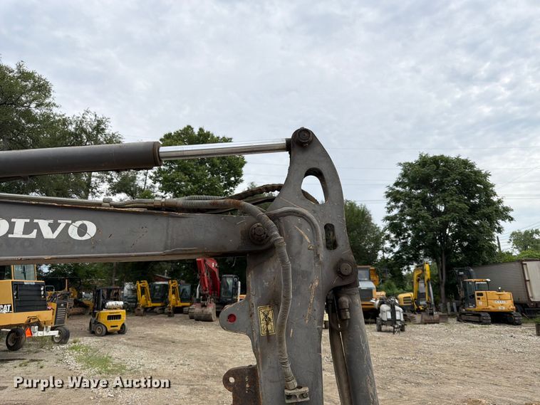 image for item FK3597 2012 Volvo EC35C mini excavator