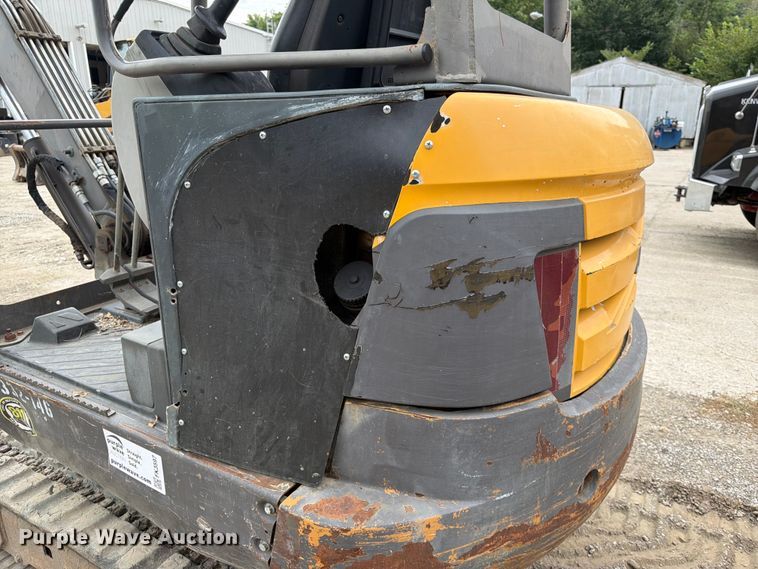 image for item FK3597 2012 Volvo EC35C mini excavator