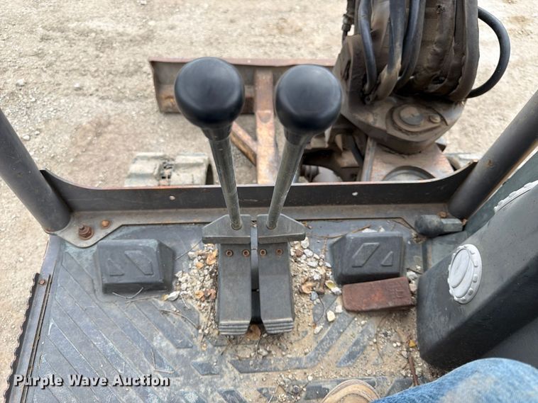 image for item FK3597 2012 Volvo EC35C mini excavator