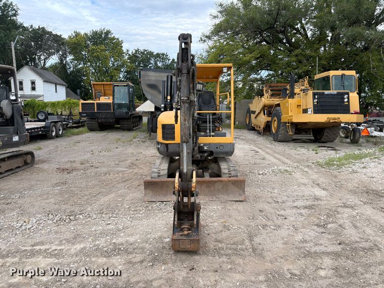 image for item FK3598 2011 Volvo ECR38 mini excavator