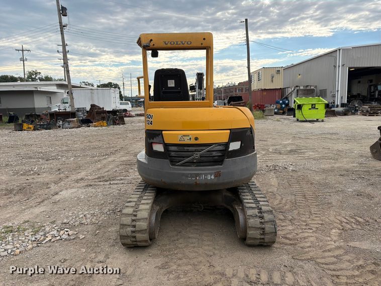 image for item FK3598 2011 Volvo ECR38 mini excavator