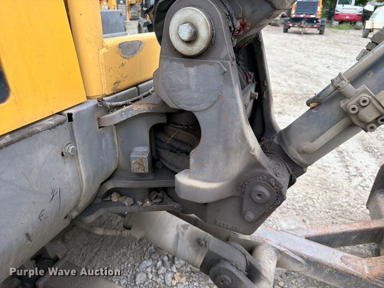 image for item FK3598 2011 Volvo ECR38 mini excavator