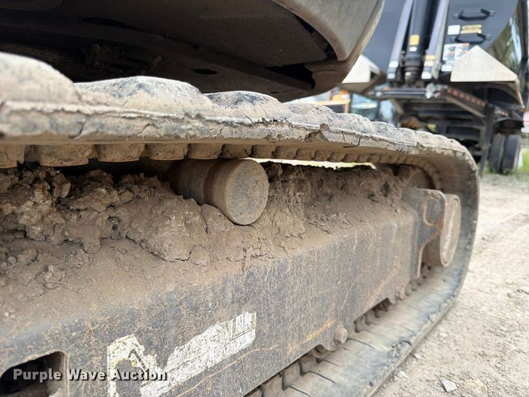 image for item FK3598 2011 Volvo ECR38 mini excavator