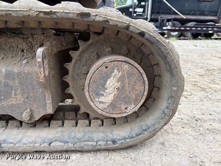 image for item FK3598 2011 Volvo ECR38 mini excavator