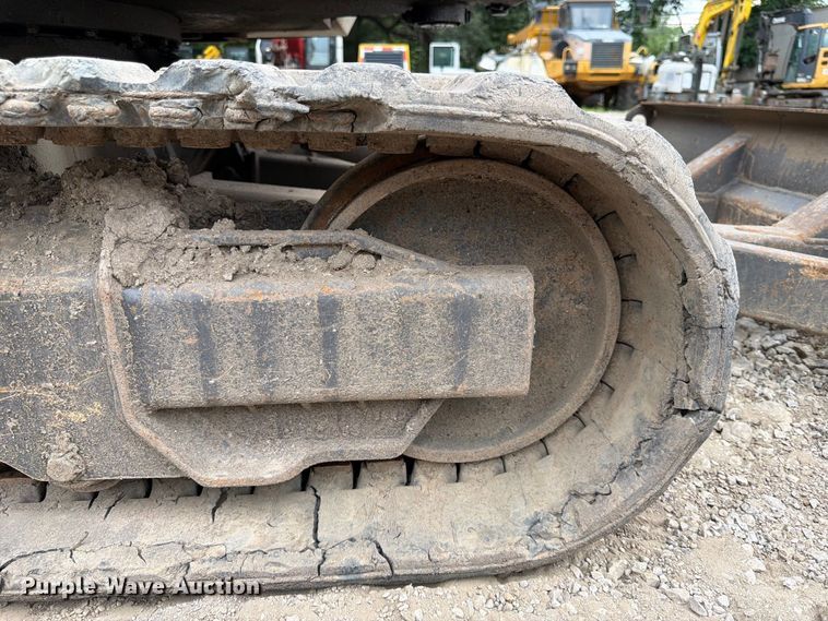 image for item FK3598 2011 Volvo ECR38 mini excavator
