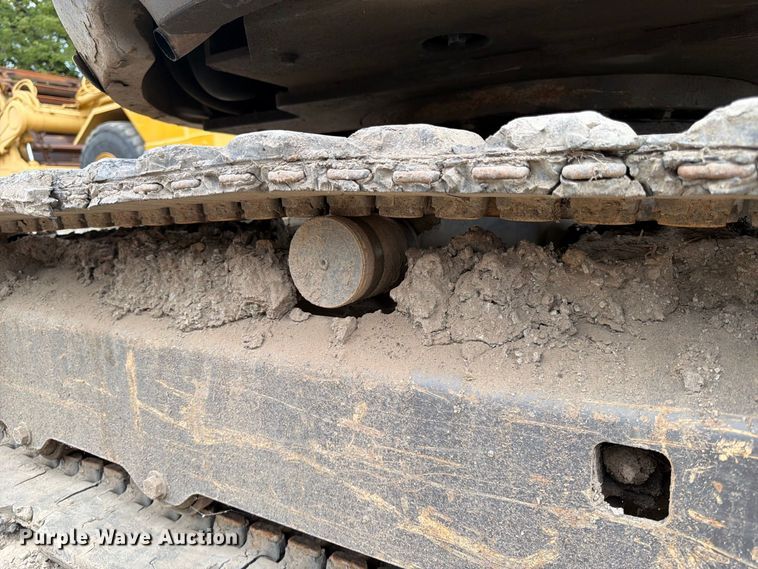 image for item FK3598 2011 Volvo ECR38 mini excavator